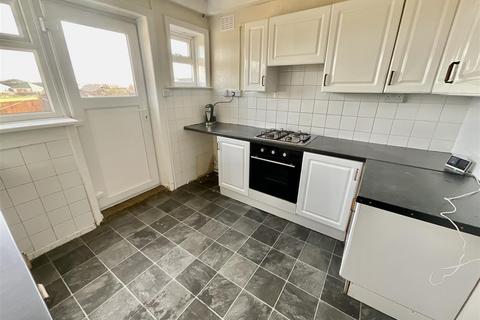 3 bedroom house to rent, St. Leonards Crescent, Scarborough