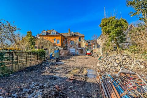 5 bedroom semi-detached house for sale, Plymouth Road, Penarth CF64