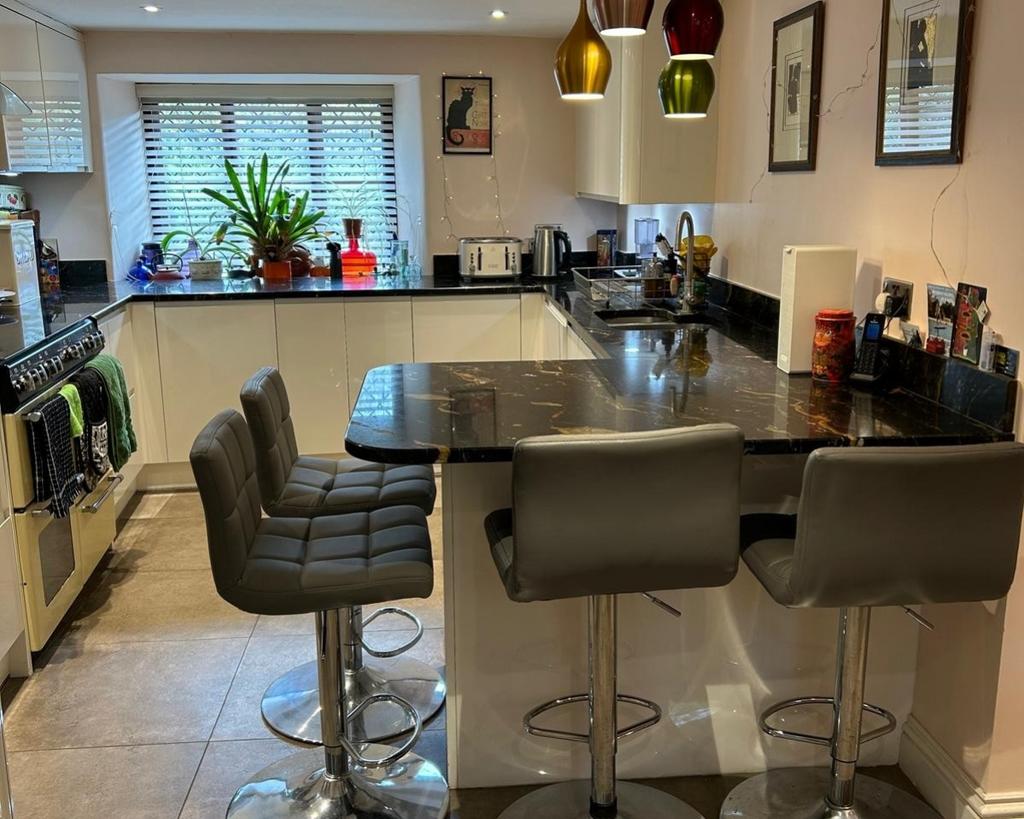 L10a West St - Kitchen