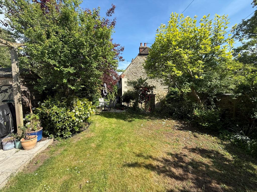 10a west gdn 6