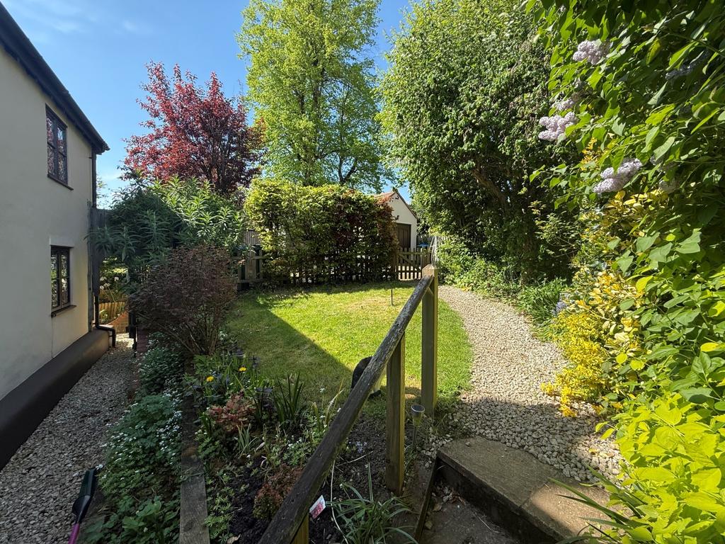 10a west gdn 2