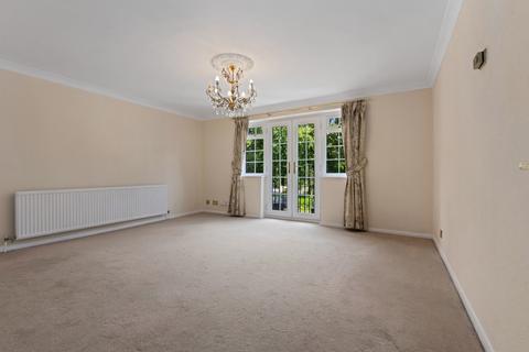 4 bedroom terraced house to rent, Colonels Walk, The Ridgeway, Enfield, Greater London, EN2