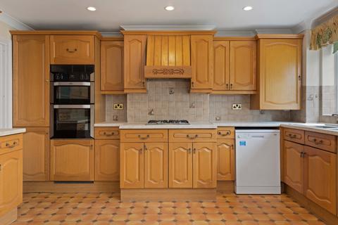 4 bedroom terraced house to rent, Colonels Walk, The Ridgeway, Enfield, Greater London, EN2