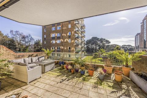 2 bedroom flat for sale, Manor Road, Bournemouth