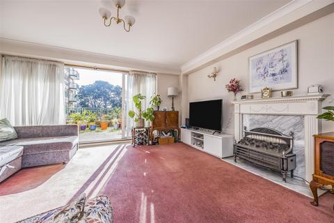 2 bedroom flat for sale, Manor Road, Bournemouth