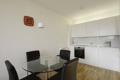 2 bedroom flat to rent, Amelia Street, Elephant and Castle, SE17