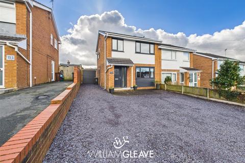 3 bedroom semi-detached house for sale, Highfield Avenue, Mold CH7