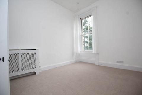 2 bedroom flat for sale, 1 Prince Albert Terrace, Helensburgh G84 7RY