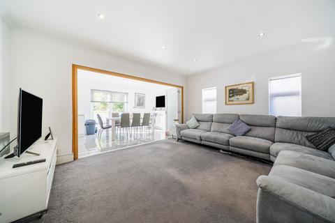 5 bedroom bungalow for sale, Clamp Hill, Stanmore