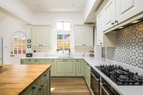 7 bedroom detached house for sale, Kimbolton Road, Bedford