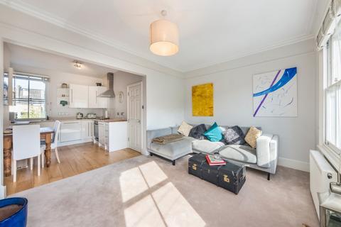 2 bedroom flat for sale, Dymock Street, London