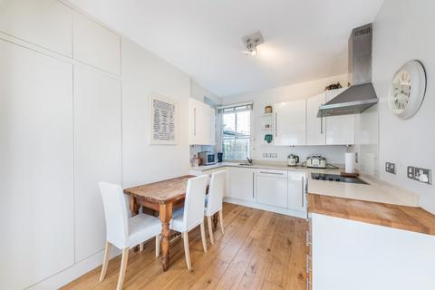 2 bedroom flat for sale, Dymock Street, Fulham, London