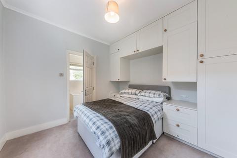 2 bedroom flat for sale, Dymock Street, Fulham, London