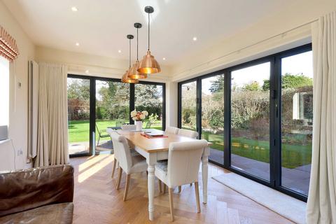 19 Assheton Road, Beaconsfield, HP9 2NP