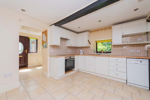 3 bedroom cottage for sale, Llandyssil, Montgomery SY15