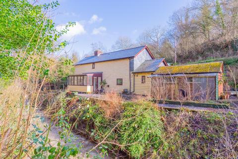 3 bedroom cottage for sale, Llandyssil, Montgomery SY15