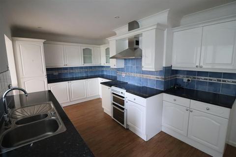 4 bedroom semi-detached house to rent, Veryan