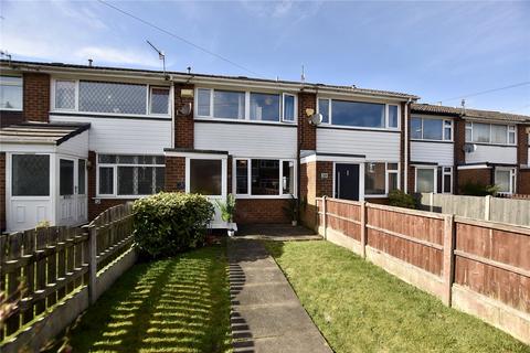 3 bedroom townhouse for sale, Oswald Street, Shaw, Oldham, Greater Manchester, OL2