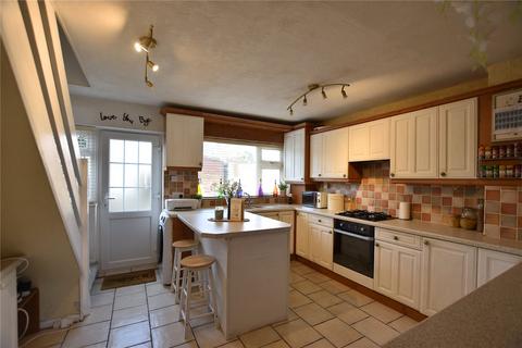 3 bedroom townhouse for sale, Oswald Street, Shaw, Oldham, Greater Manchester, OL2
