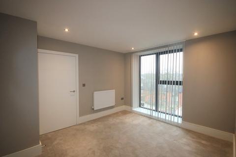 1 bedroom flat to rent, 1a Heather Gardens, London, NW11