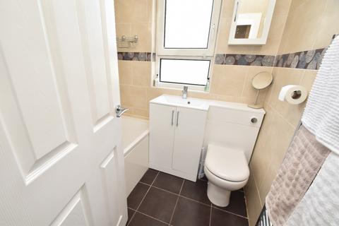 52 Carleith Quadrant, Glasgow, G51 4LB