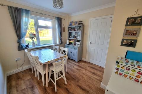 3 bedroom semi-detached house for sale, Ystrad Fawr, Bridgend, Bridgend County. CF31 4HW