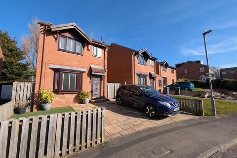 69 Hazelcroft, Bradford, BD2 3TH