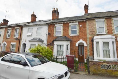 4 bedroom terraced house to rent, Blenheim Road