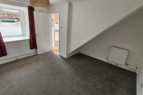 2 bedroom terraced house to rent, Brendon Grove, Bingham, Nottingham