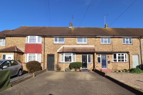 3 bedroom terraced house for sale, Birche Close, Leigh-on-Sea, SS9