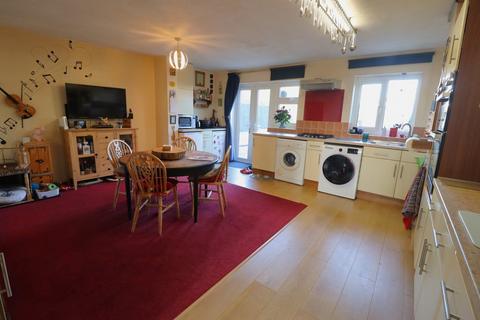 3 bedroom terraced house for sale, Birche Close, Leigh-on-Sea, SS9