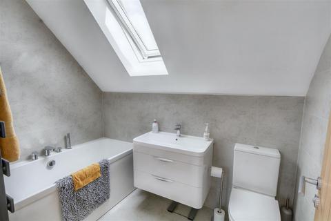 114 Spring Lane, Lambley, Nottingham, NG4 4PG
