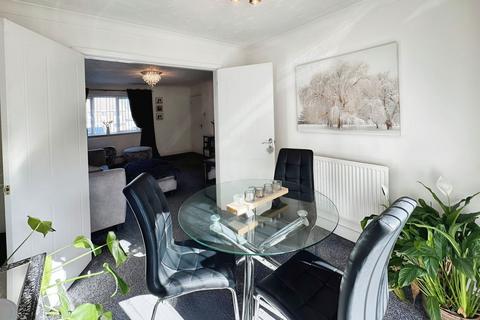 5 Clos Ysbyty, Cimla, Neath, SA11 3PH