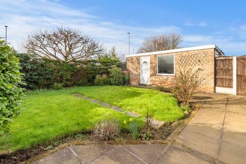 3 bedroom semi-detached bungalow for sale, Oakdene Avenue, Woolston, WA1