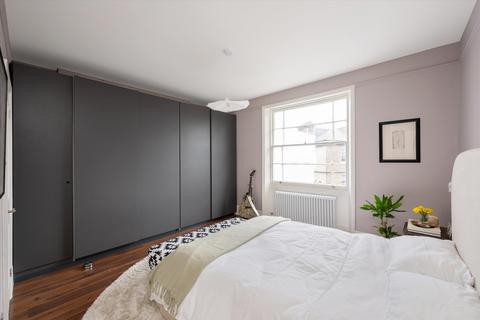 3 bedroom flat for sale, Harley Road, Primrose Hill, London, NW3