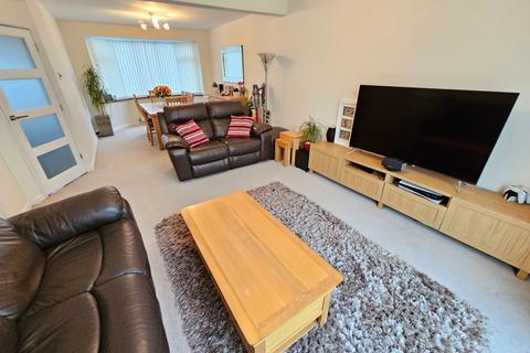 3 bedroom semi-detached house for sale, Stratford Road, Hall Green