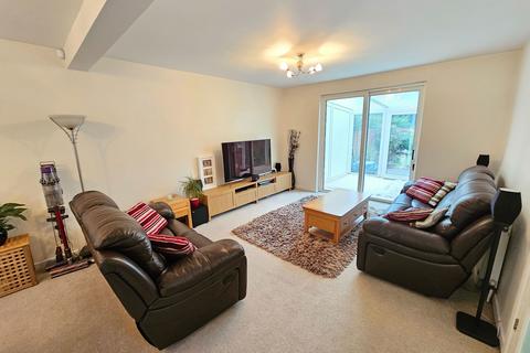 3 bedroom semi-detached house for sale, Stratford Road, Hall Green