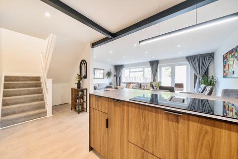 undefined, Green Lane Close, Byfleet, KT14