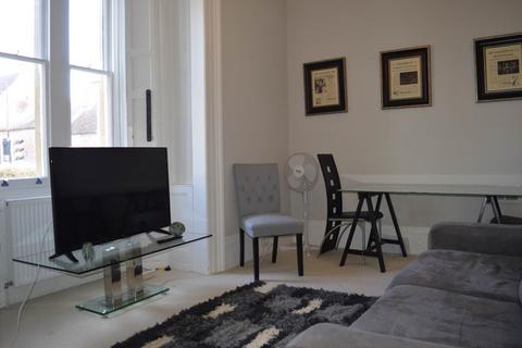 1 bedroom apartment to rent, Newtown Road, Newbury