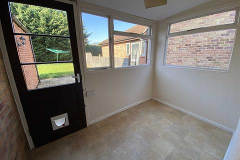 2 bedroom semi-detached house to rent, Sleaford NG34