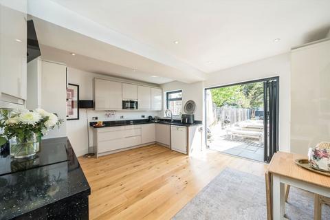 76 Constance Road, Twickenham, TW2 7JA