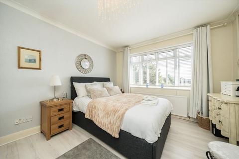 76 Constance Road, Twickenham, TW2 7JA