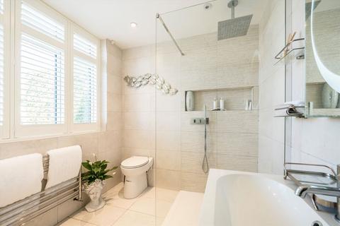 76 Constance Road, Twickenham, TW2 7JA
