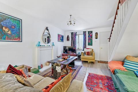 2 bedroom terraced house for sale, Dingle Gardens, London