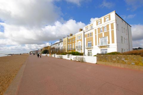 2 bedroom flat for sale, Marine Parade, Hythe, CT21