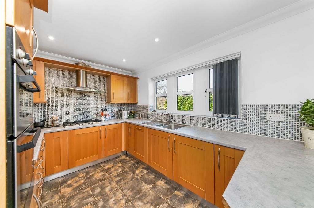 Open plan dining kitchen