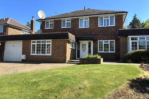 Fairwinds Beechcroft, Ashtead, KT21 2TY
