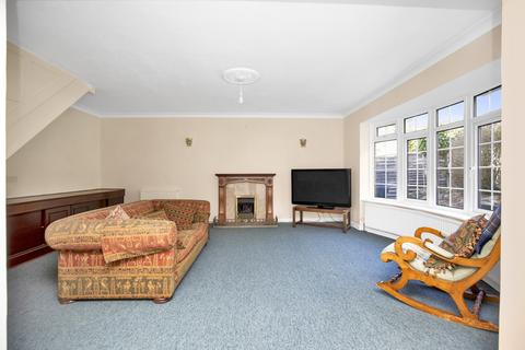 Fairwinds Beechcroft, Ashtead, KT21 2TY