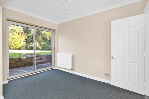 Fairwinds Beechcroft, Ashtead, KT21 2TY