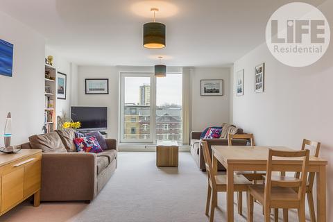 2 bedroom apartment to rent, Admiral House, London SW8